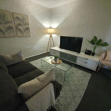 North Melbourne Retreat Apartment Luaran gambar